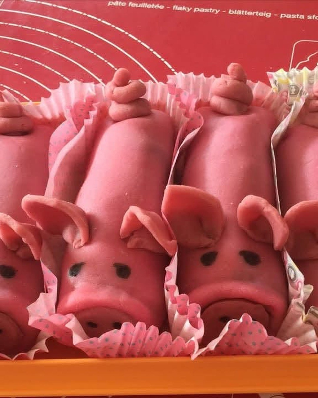 Elle cherchait juste le gâteau de son enfance. 500 000 personnes ont vu passer son appel