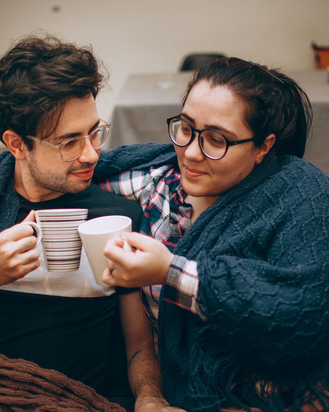 Depuis 60 ans, tout repose sur elles, et si les hommes prenaient leur part ?