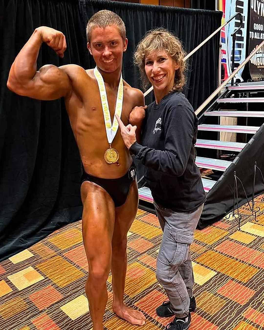 Les médecins le voyaient en fauteuil. Le voilà champion de bodybuilding