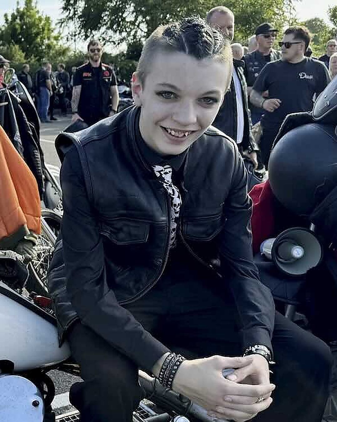 Harcelé, il se sentait seul. 1 500 motards sont venus pour lui