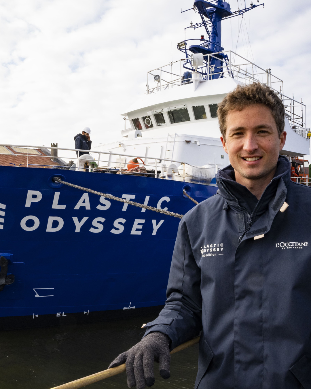 Il est parti de Marseille avec un bateau rempli de machines. Il rentre avec 415 recycleurs formés